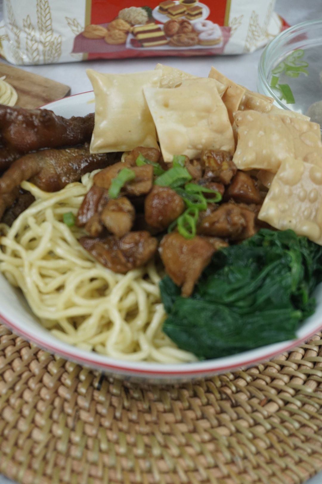 mie ayam komplit