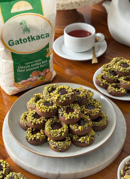 Pistachio Chocolate Cookies