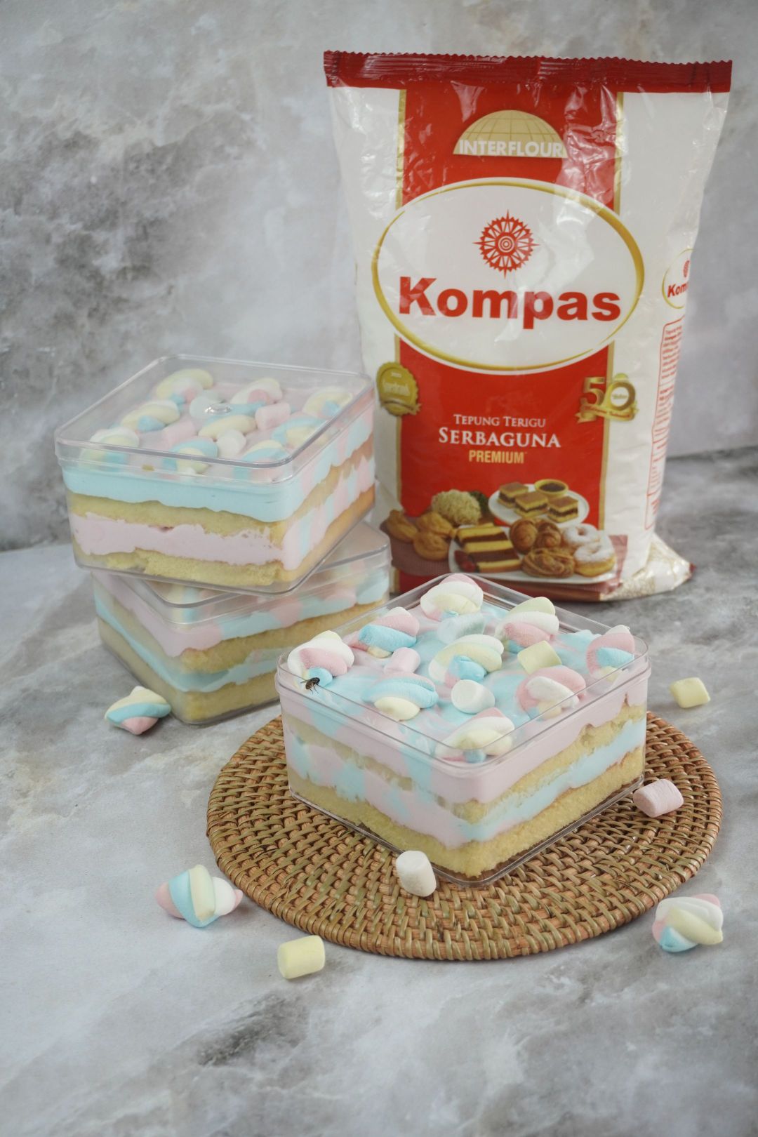 marshmallow dessert box