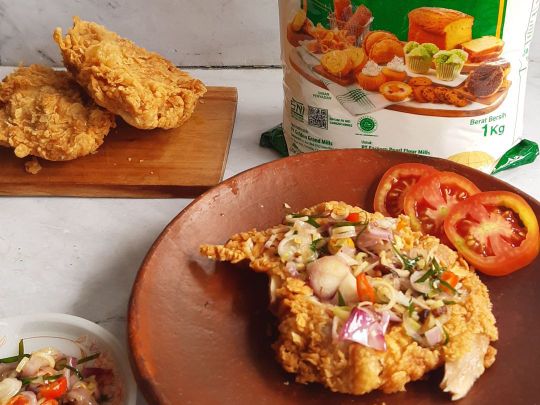 ayam geprek sambal matah