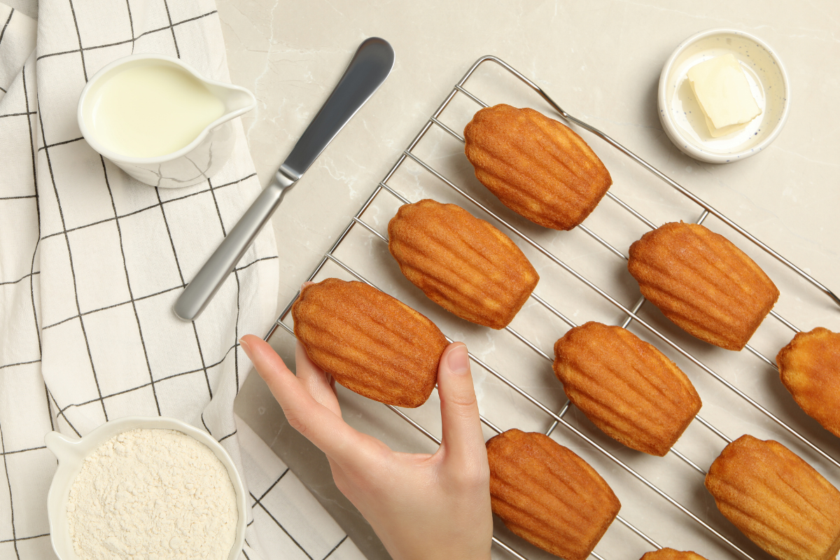 kue madelaine