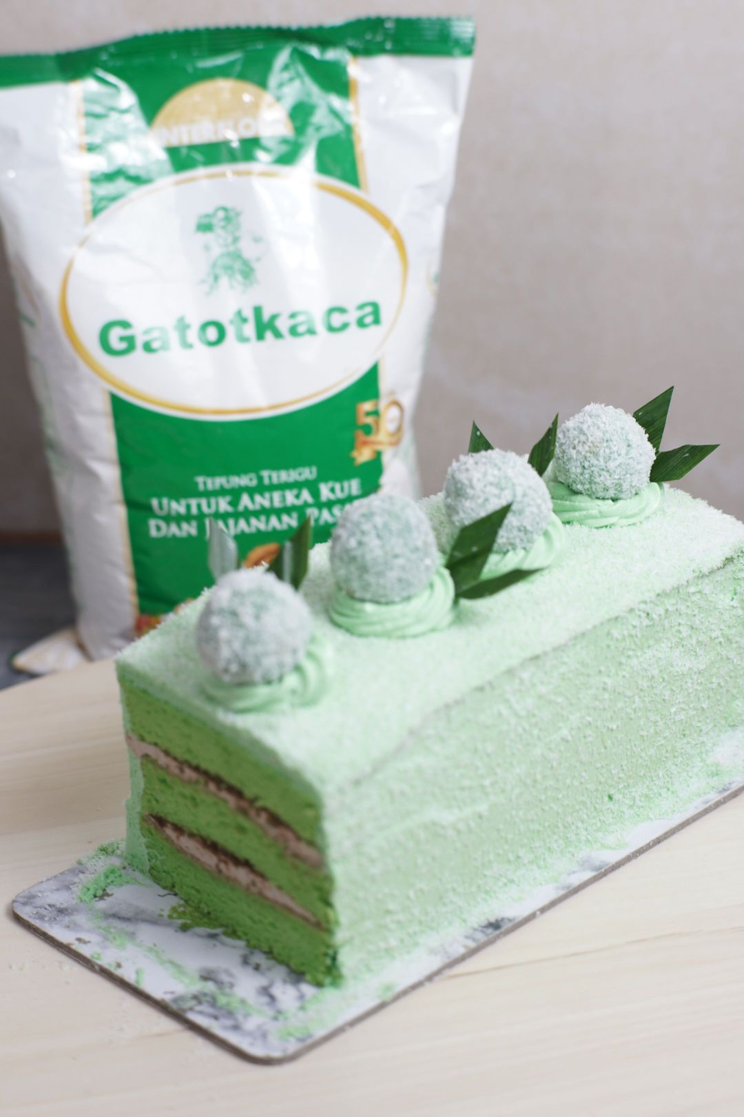 bolu klepon