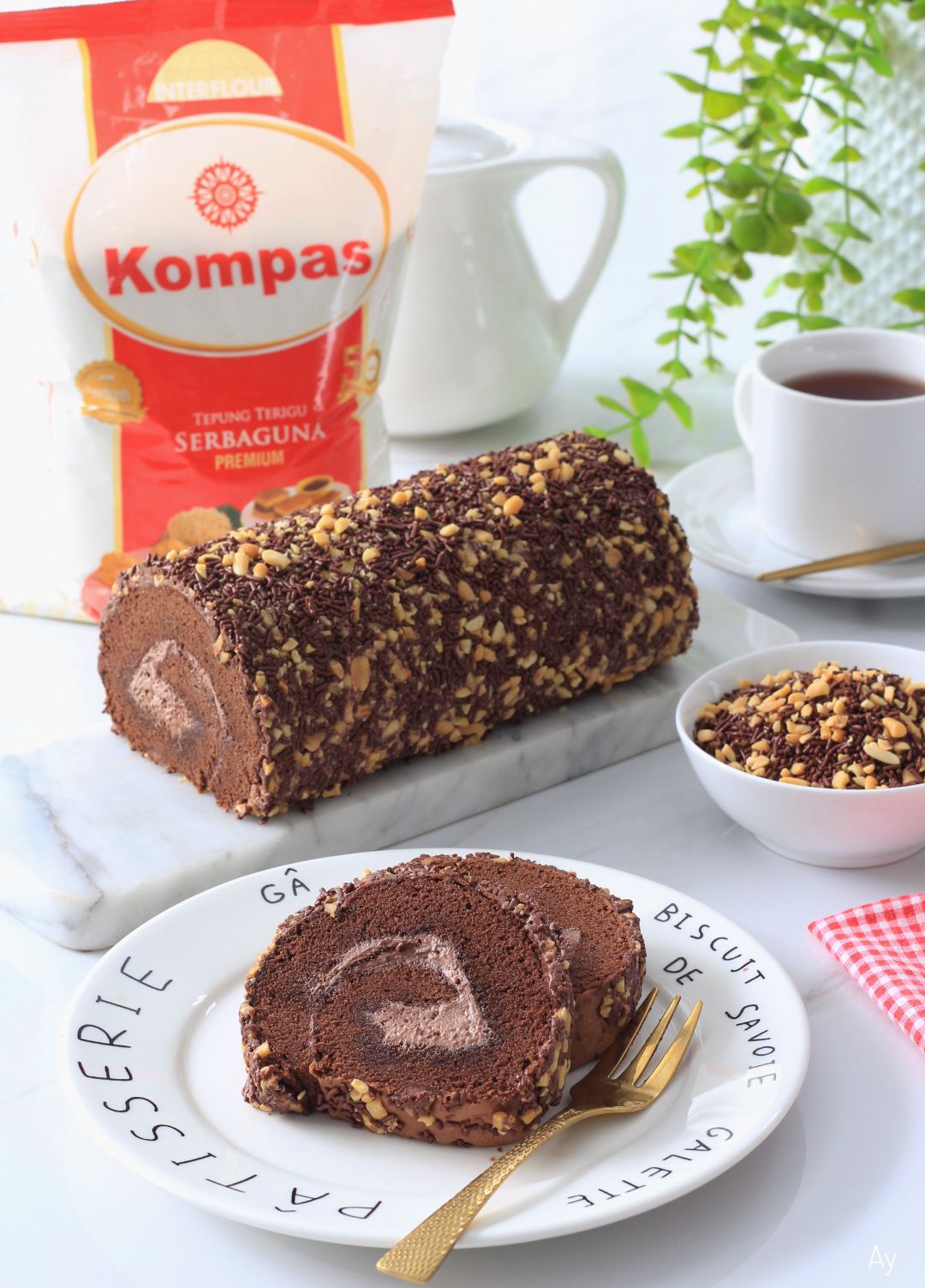 Choco Peanut Roll Cake