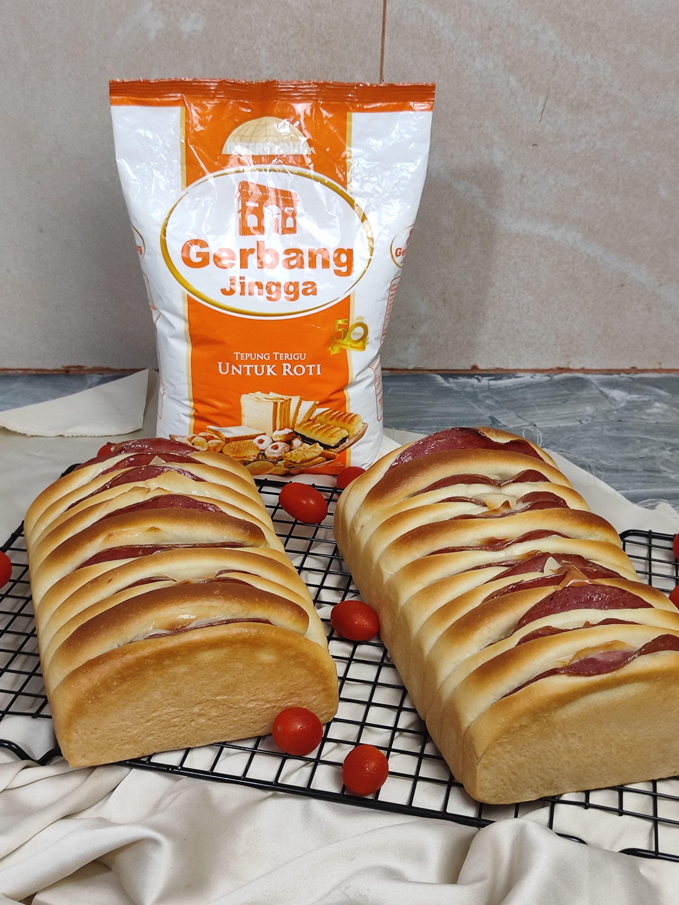 Resep Roti Sisir Smoked Beef Cheese