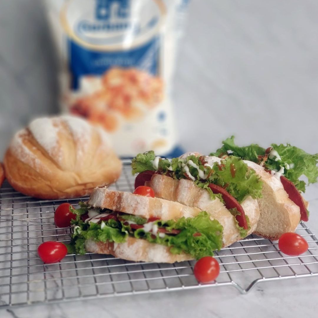 milk hearth bread sandwich