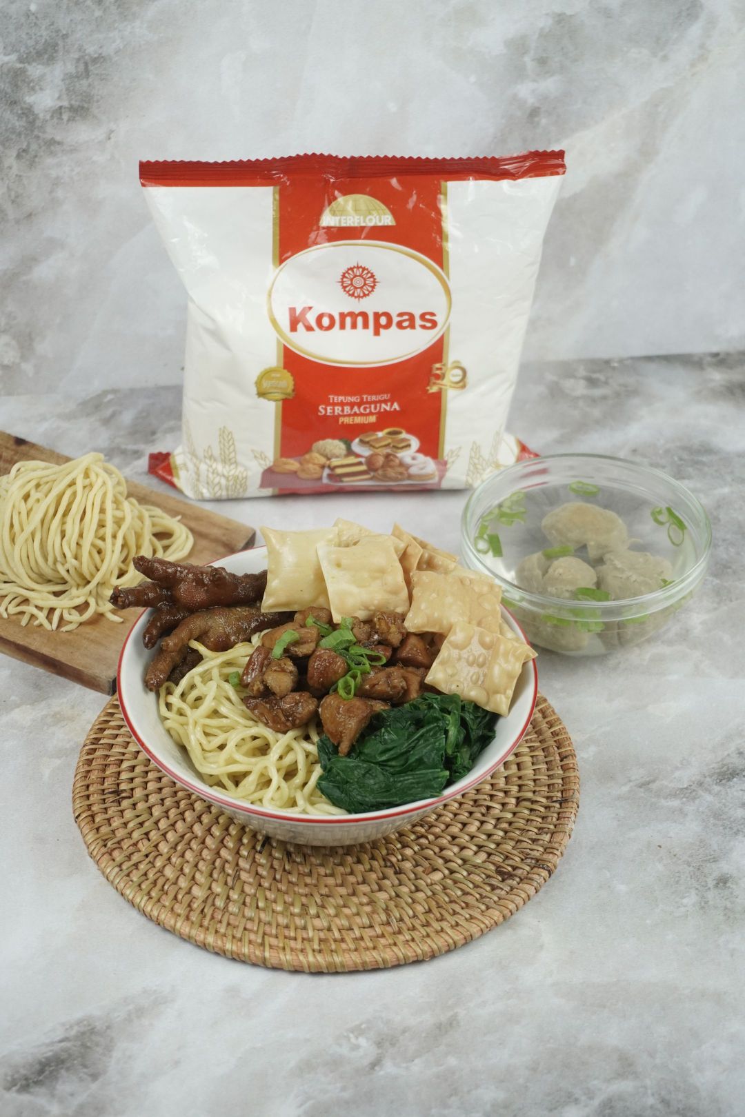 mie ayam komplit