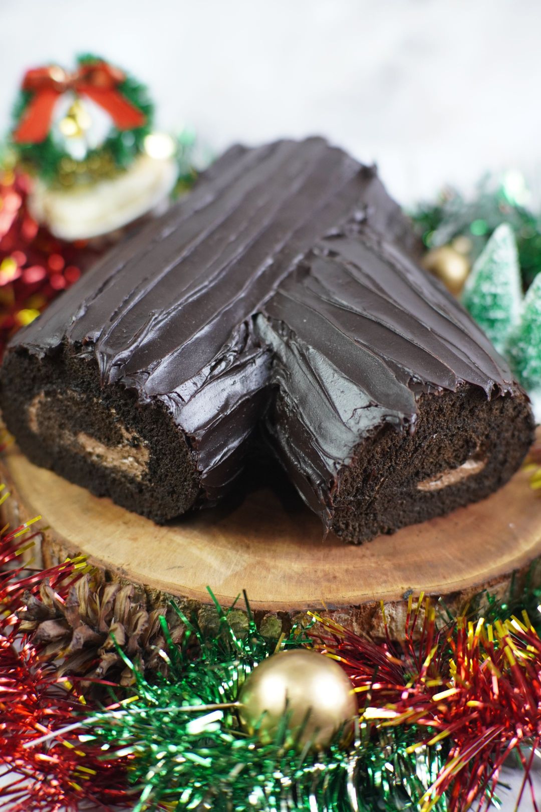 chocolate yule log cake