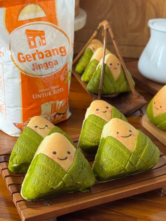 Red Beans Matcha Buns