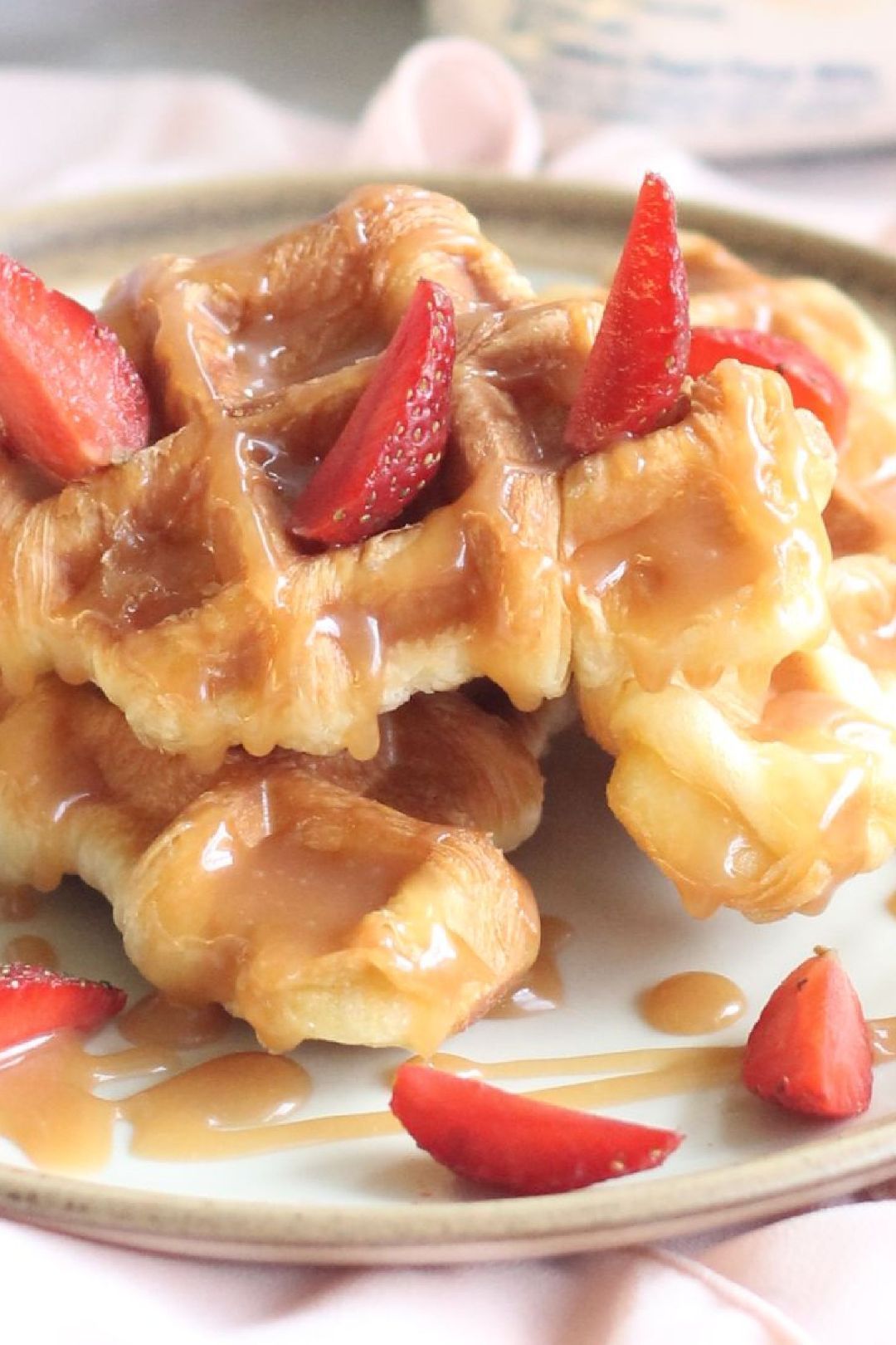croffle croissant waffle