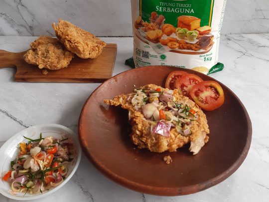 ayam geprek sambal matah