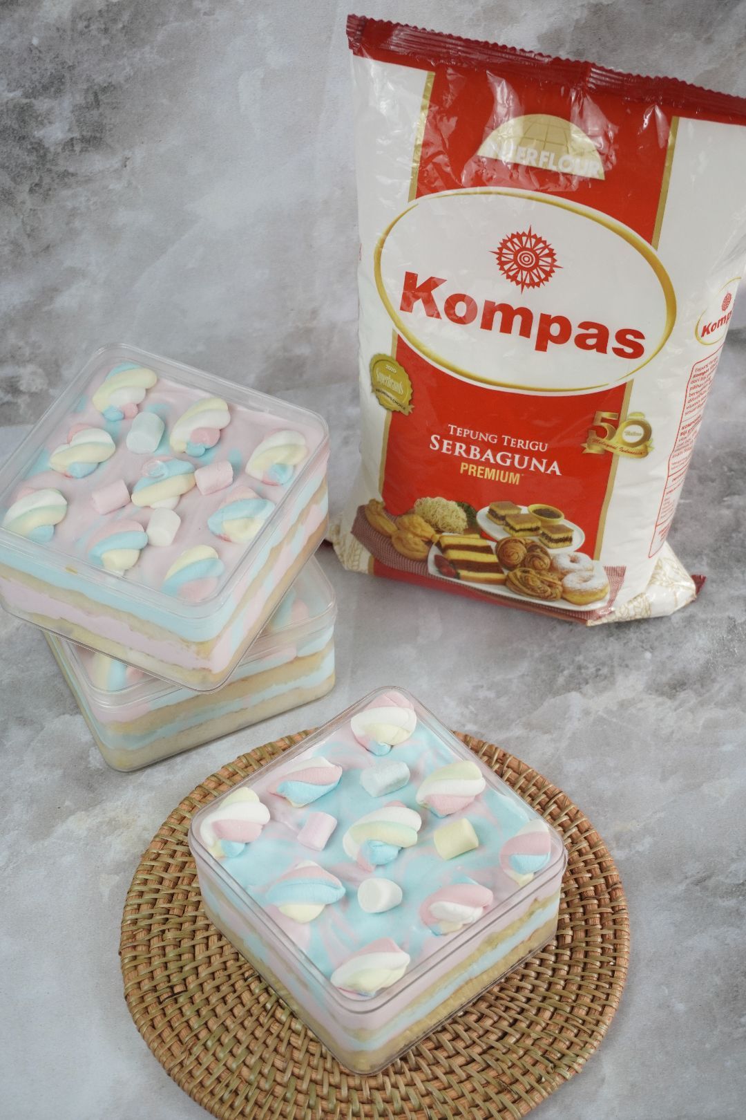 marshmallow dessert box