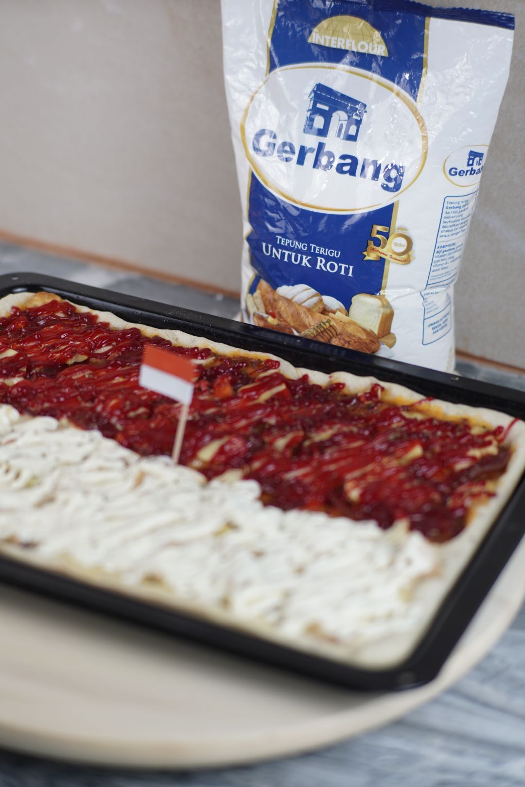 pizza merah putih