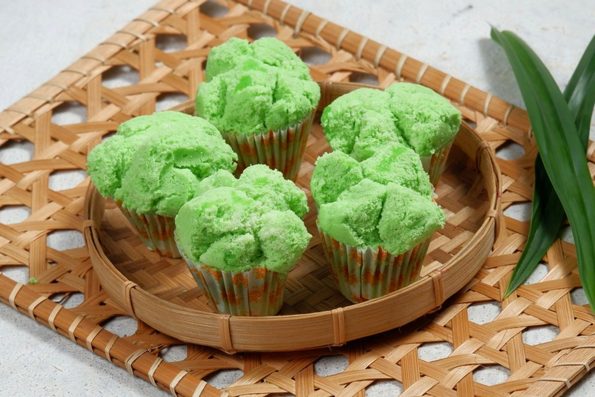 bolu kukus warna hijau