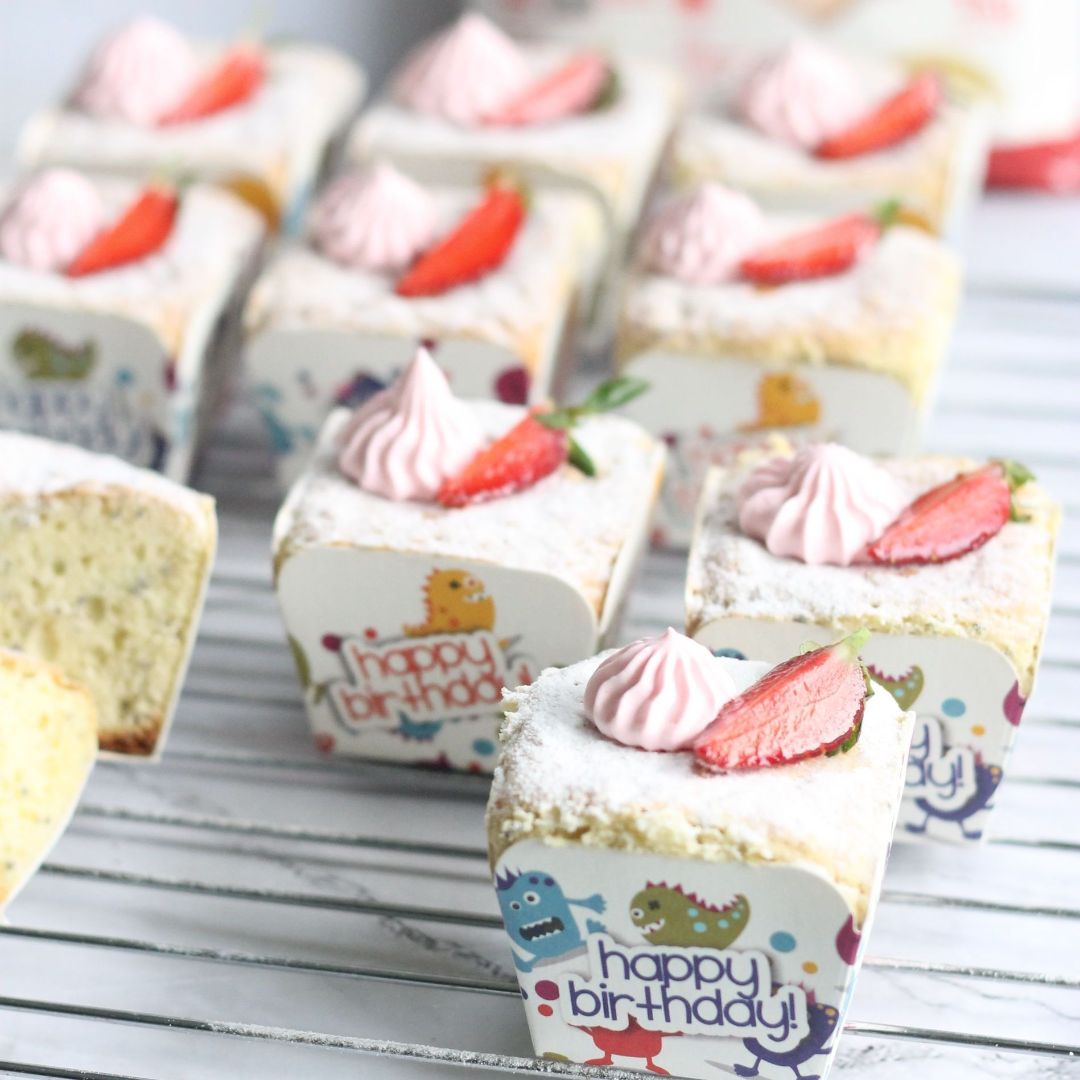 ogura chia seed cake