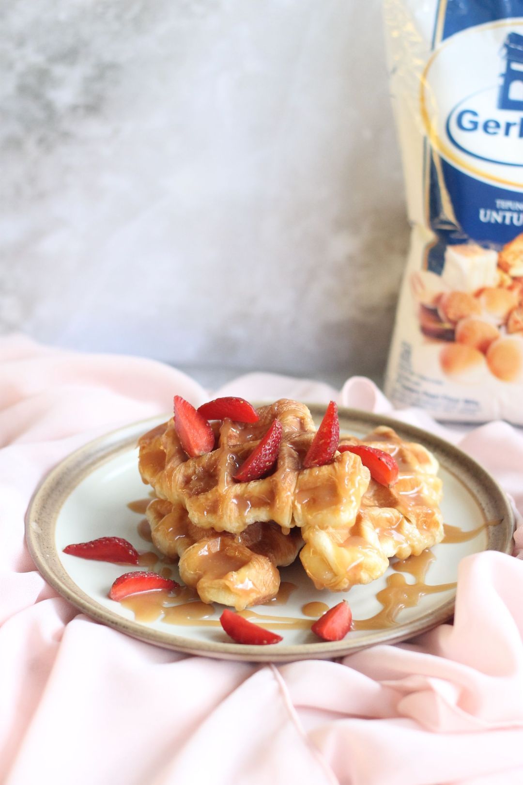 croffle croissant waffle