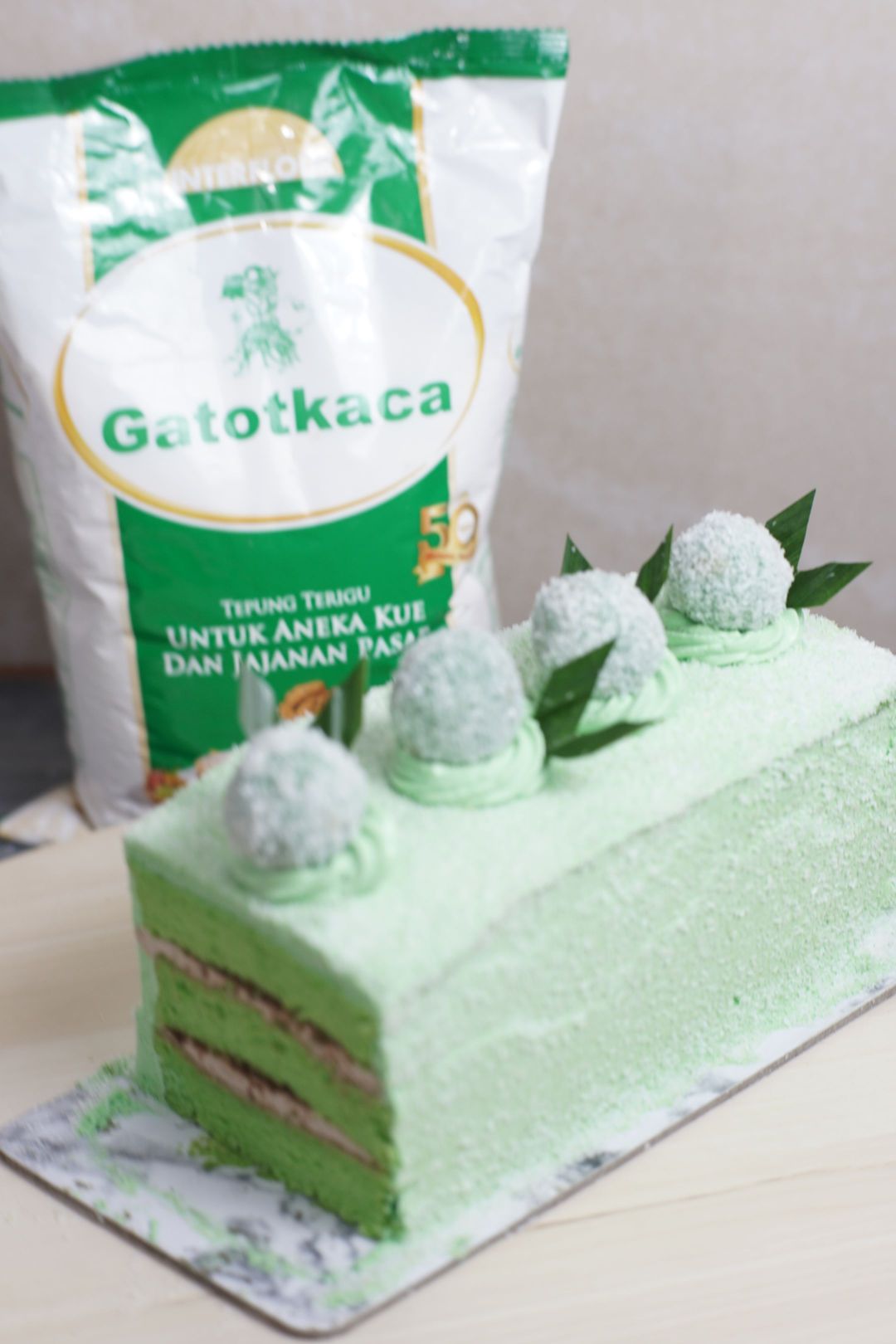 bolu klepon